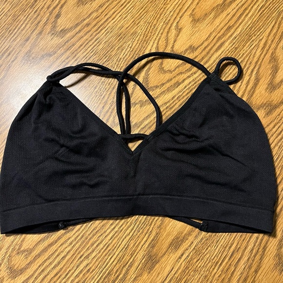 Xhilaration Other - Strapy bra top.